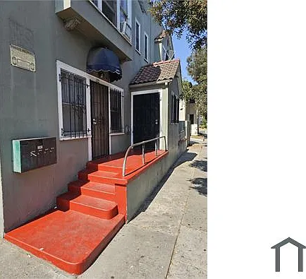 220 W 12th St — Photo 6