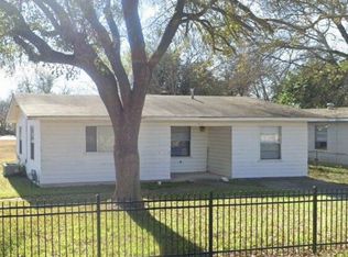 810 Exchange Ave, Schertz, TX 78154