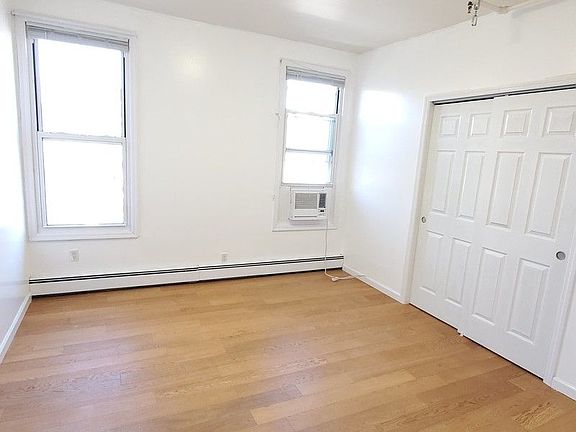 3rd image of 30-63 Steinway St #2F