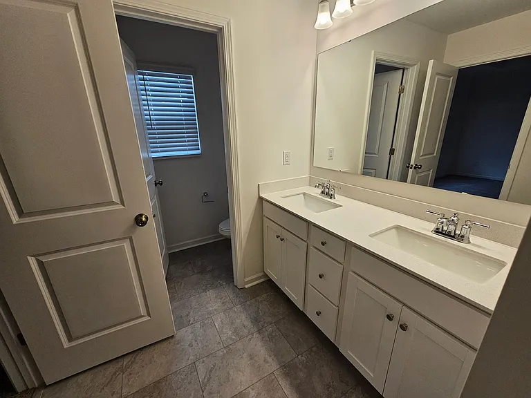 780 Earhart St NW — Photo 7