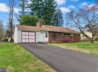 1317 Michael Rd, Meadowbrook, PA 19046