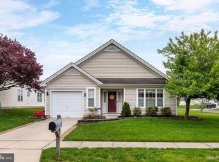 19 Maple Leaf Cir, Sewell, NJ 08080