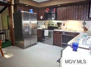 5th image of 132 N Hills Dr
