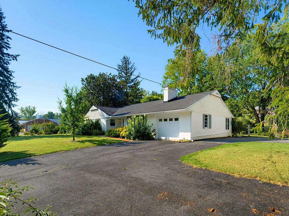1st image of 1217 Meadowbrook Rd