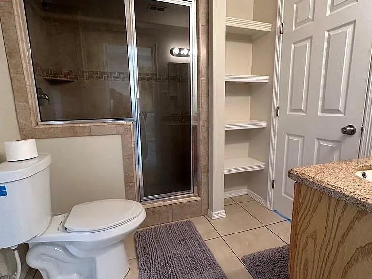 2000 Westminster Cir #2048 — Photo 9