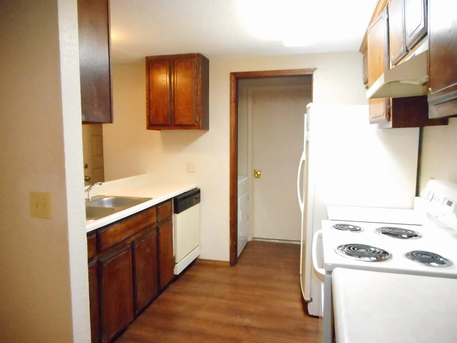 8409 Wakefield St — Photo 3