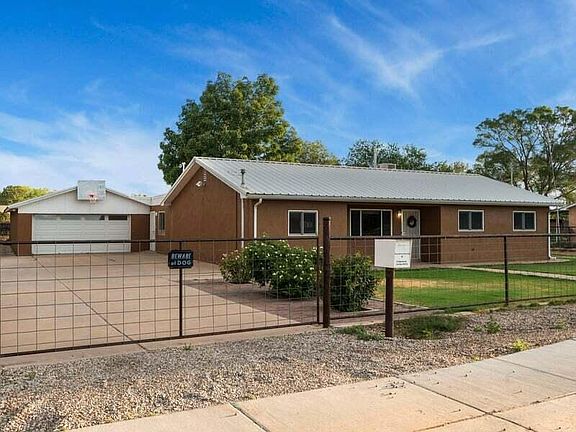 4th image of 419 Appaloosa Dr SE