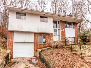 54 Sunset Dr, Charleston, WV 25301