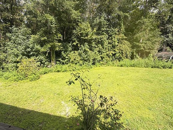 4th image of 129 Ridgecrest Ln