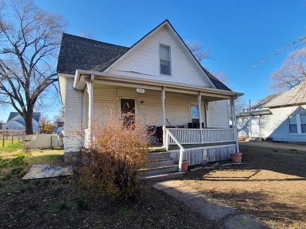 712 N Blaine St, Wellington, KS 67152