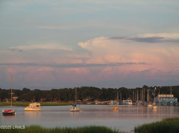 1006 Church St, Beaufort, SC 29902