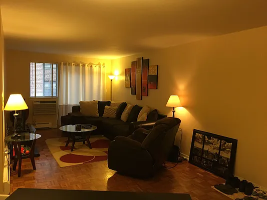 Rented by 18 REALTY | media 16