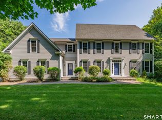 16 Highwood Crossing, Burlington, CT 06013