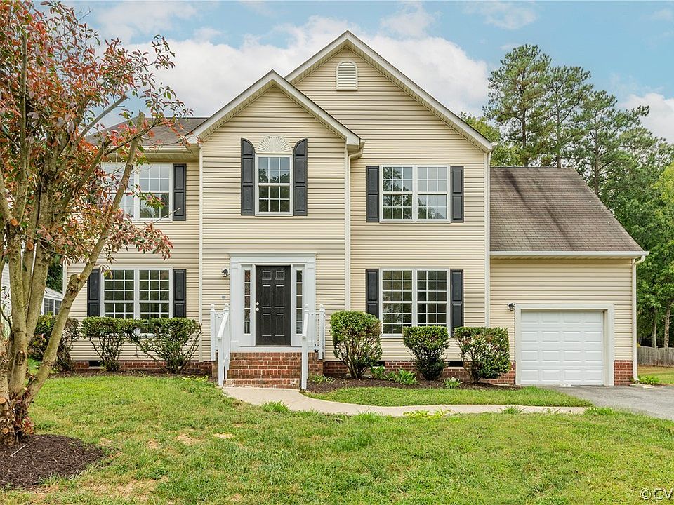 1st image of 916 Wheelwood Way