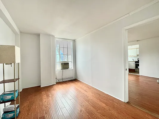Sold by Lucas X Realty LLC | media 5