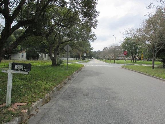 5th image of 1215 Palmetto Ave