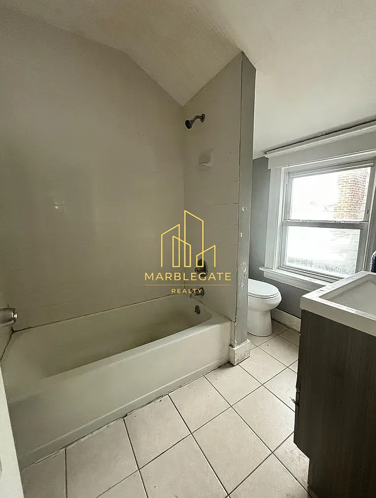 2 bed, 850 sqft, $1,800 — Photo 4
