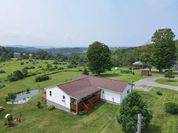 502 Carrs Hl, Clearfield, PA 16830