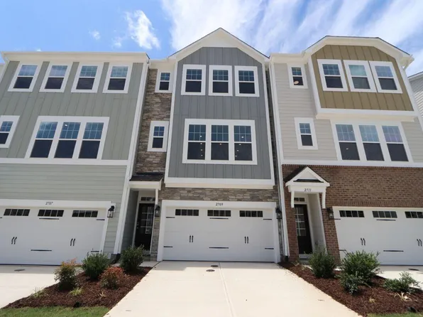 2709 Hunter Woods Dr #560, Apex, NC 27502