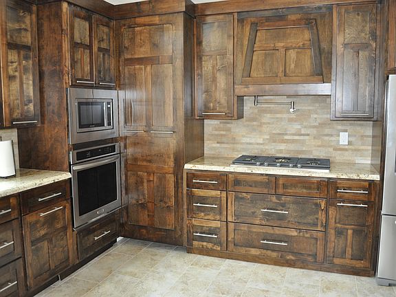 Kitchen Custom Cabinets 