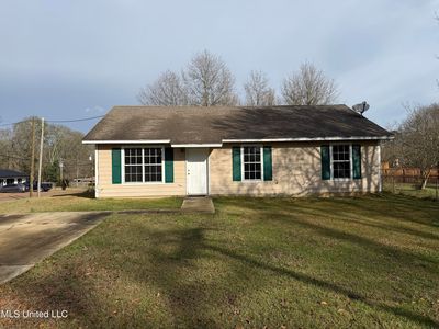 211 3rd St NE, Magee, MS, 39111