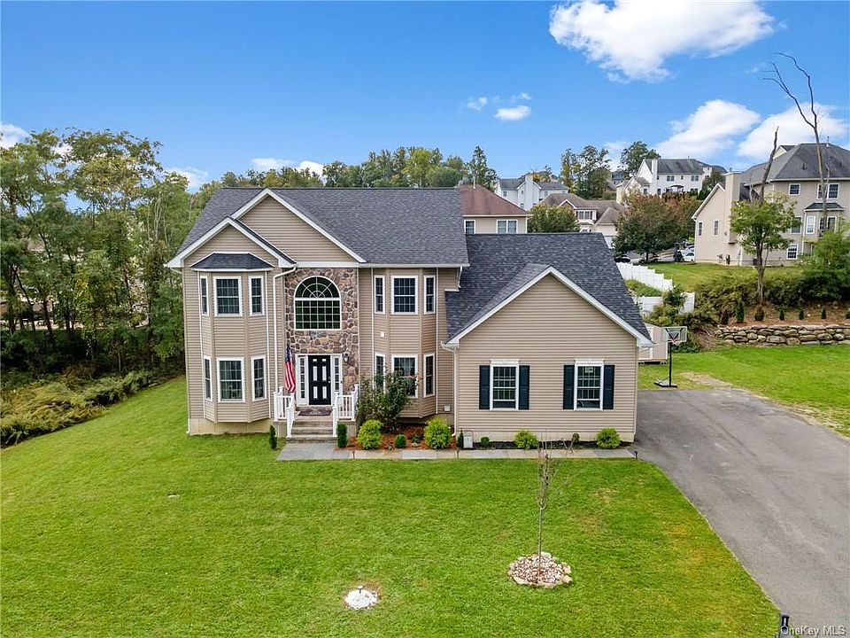 3207 Hamilton Way New Windsor NY Zillow