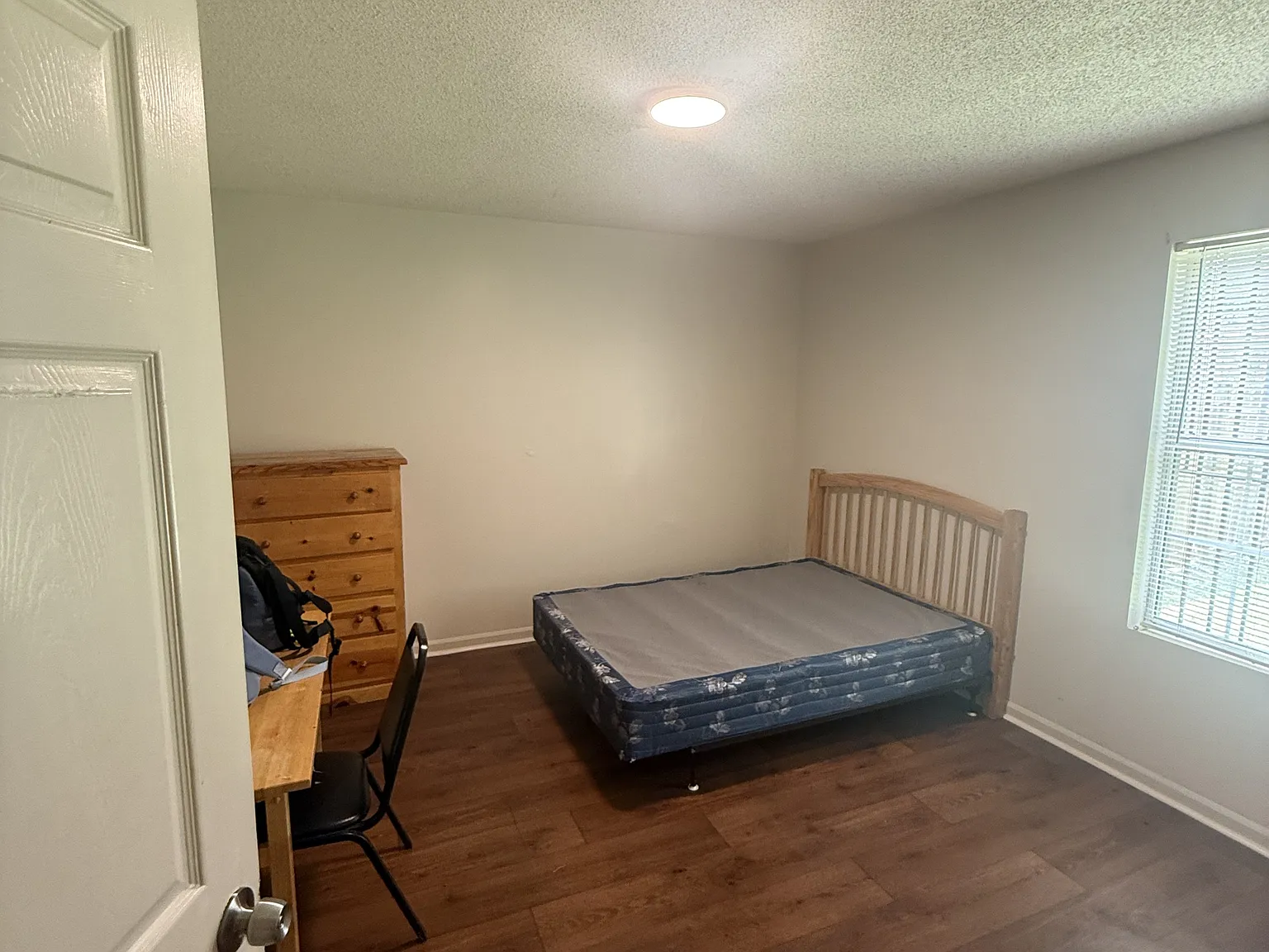 1112 State University Drive - C 4 — Photo 3