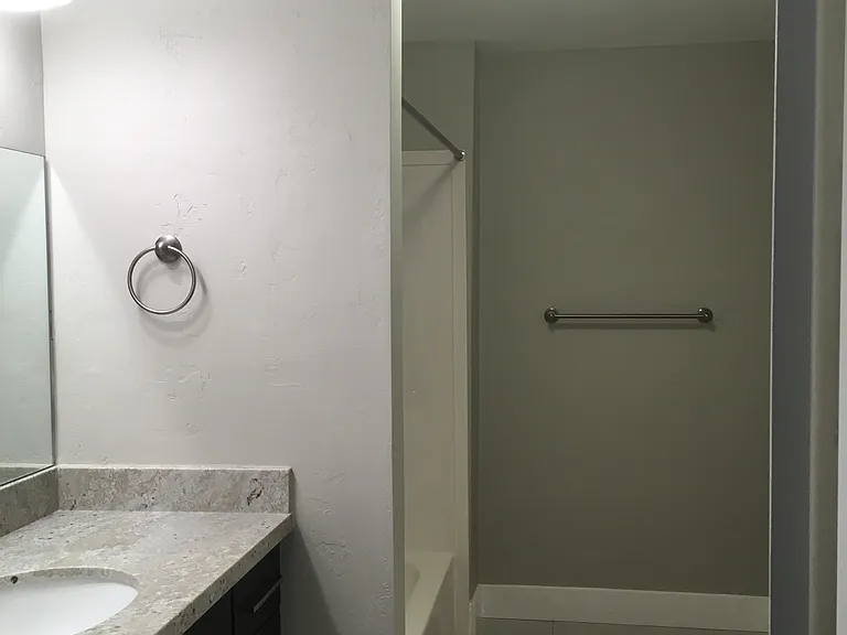 301 N Almond St #4 — Photo 17