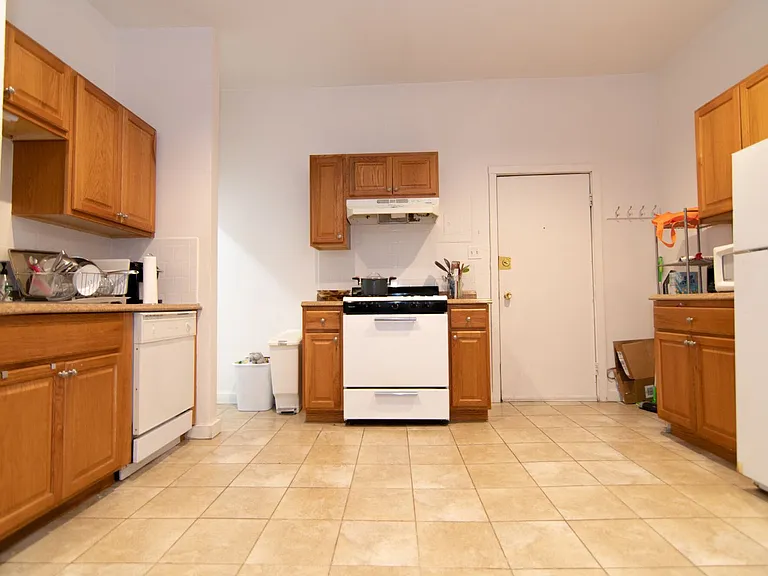 56 Brighton Ave #1 — Photo 4