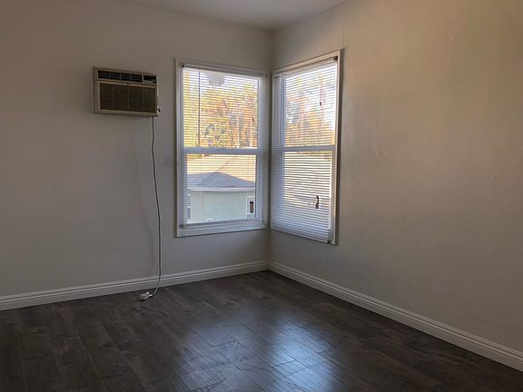 2nd image of 629 W D St APT A