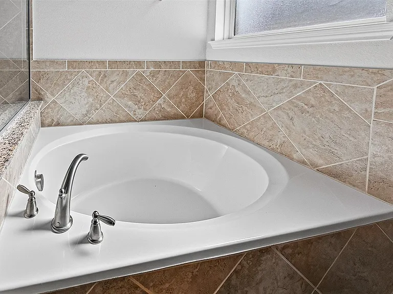 24603 Royal Pike Dr — Photo 37