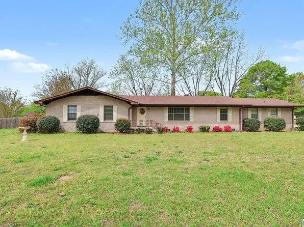 313 Pinedale Rd, Clanton, AL 35045