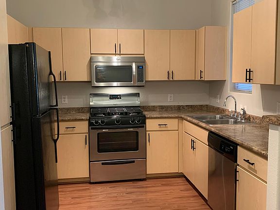 3rd image of 29606 N Tatum Blvd APT 186