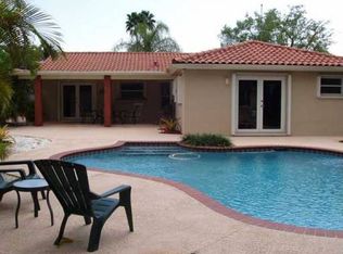 9413 SW 79th St, Miami, FL 33173