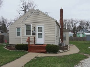 1432 Prospect Ave, Clinton, IA 52732