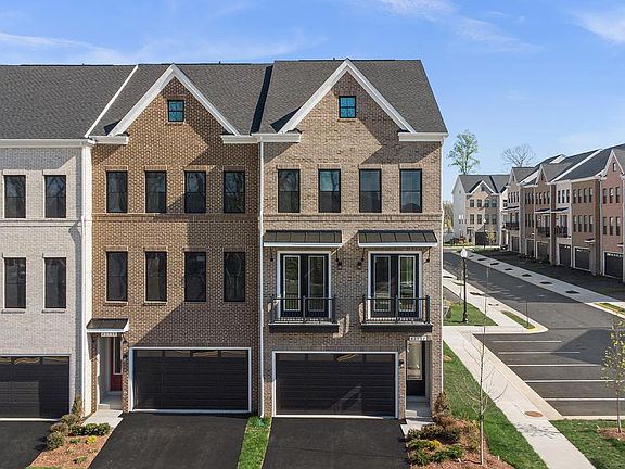 2nd image of 42137 Picasso Sq Homesite 4524