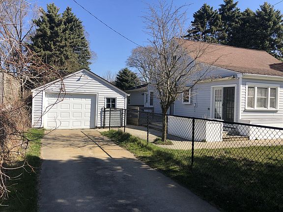 2nd image of 5970 W 6th St