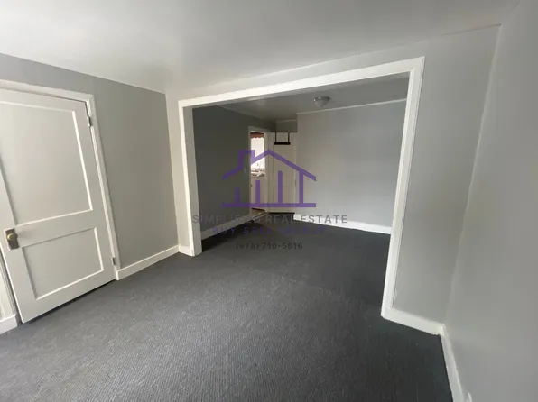 45 Lowell St #9, Lewiston, ME 04240