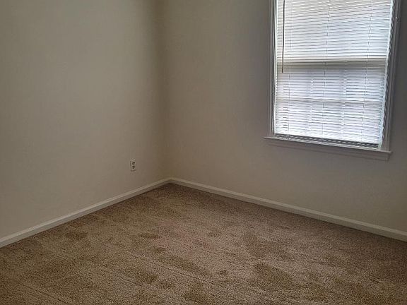 5th image of 6835 Farmingdale Dr APT B
