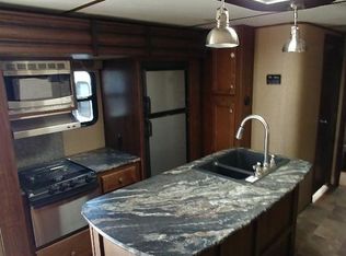 15231 S Wild Bill Rd, Yucca, AZ 86438