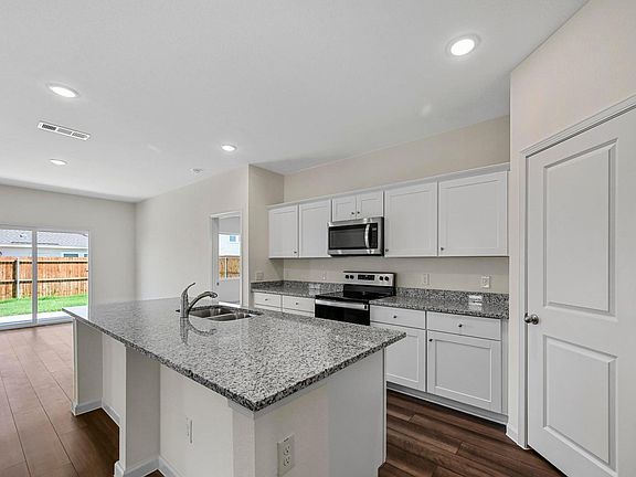 5th image of 10337 Holycross Ln