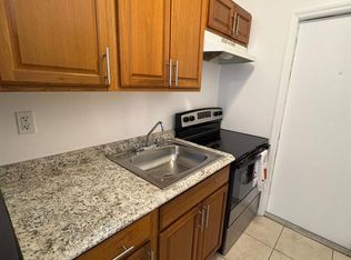 750 NW 56th St #10, Miami, FL 33127