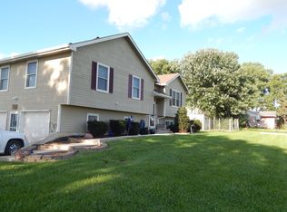18324 Springdale Rd, Leavenworth, KS 66048