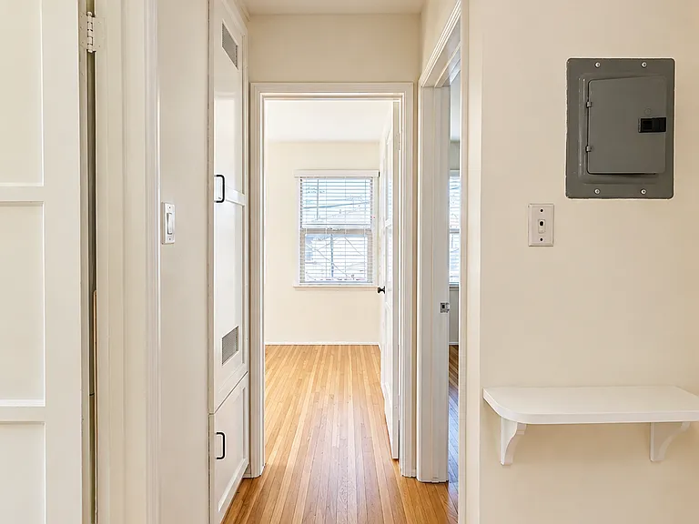 246 Santa Ana Ave #7 — Photo 6