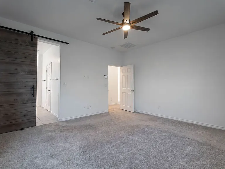 7126 Calvert Cliffs St — Photo 23