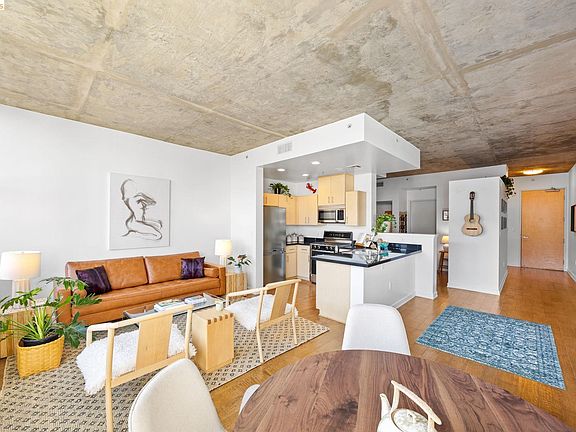 5th image of 311 2nd St APT 714