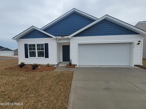 2214 Emerald Ave Photo 1