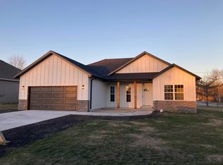 403 S Waterfield Pl, Fair Grove, MO 65648