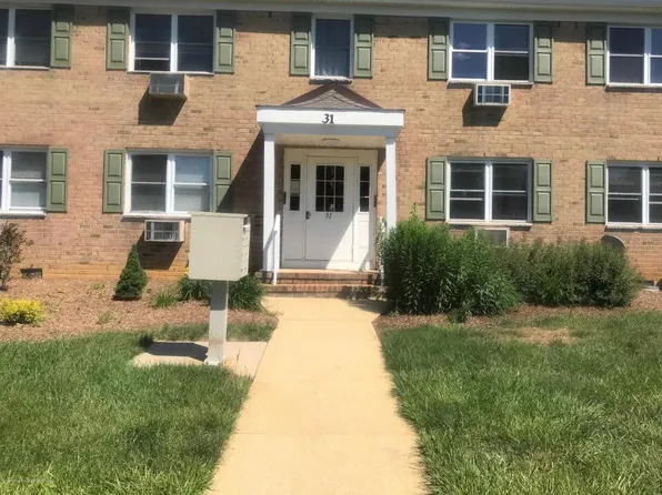 31F Manchester Ct, Freehold, NJ 07728