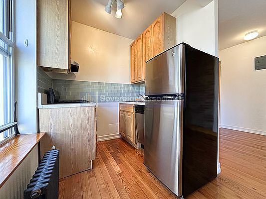 4th image of 175 Pinehurst Ave APT 5C